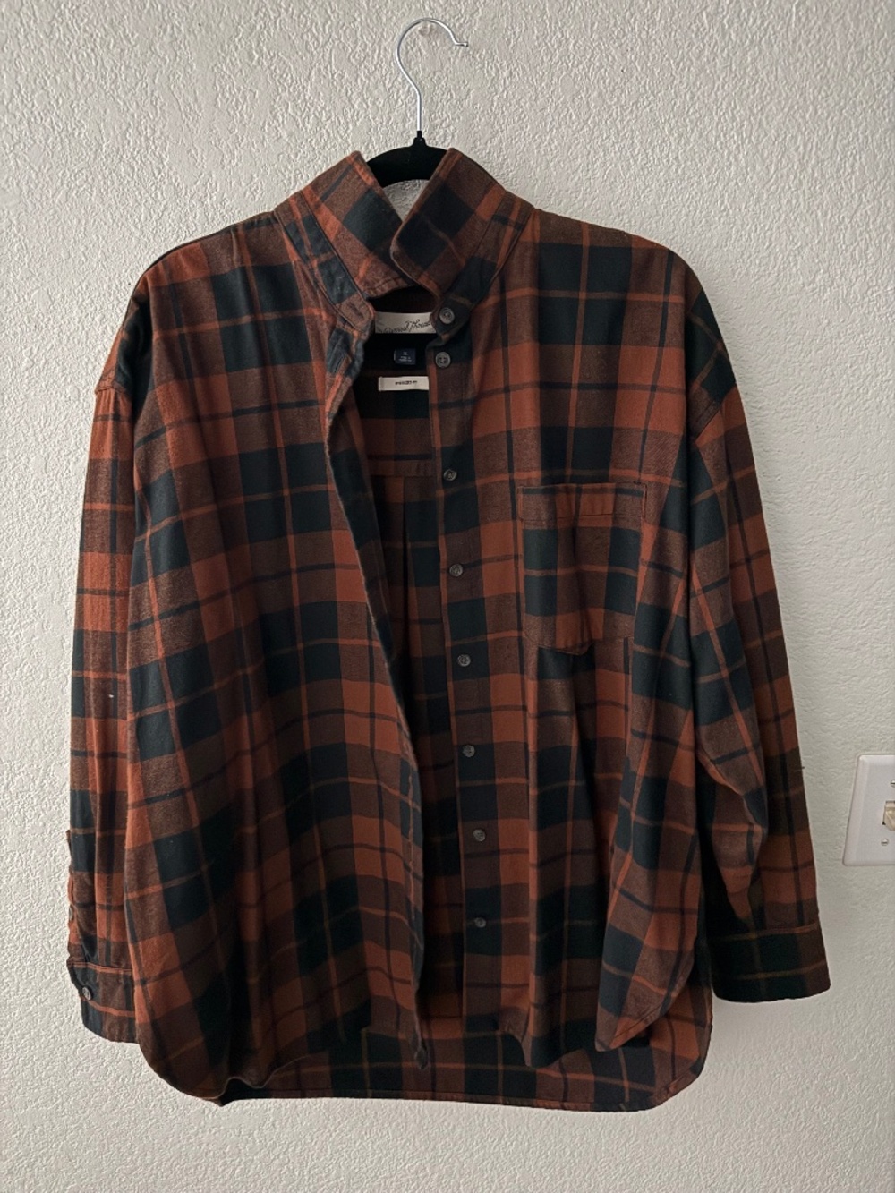 Flannel - Picture 1 of 3